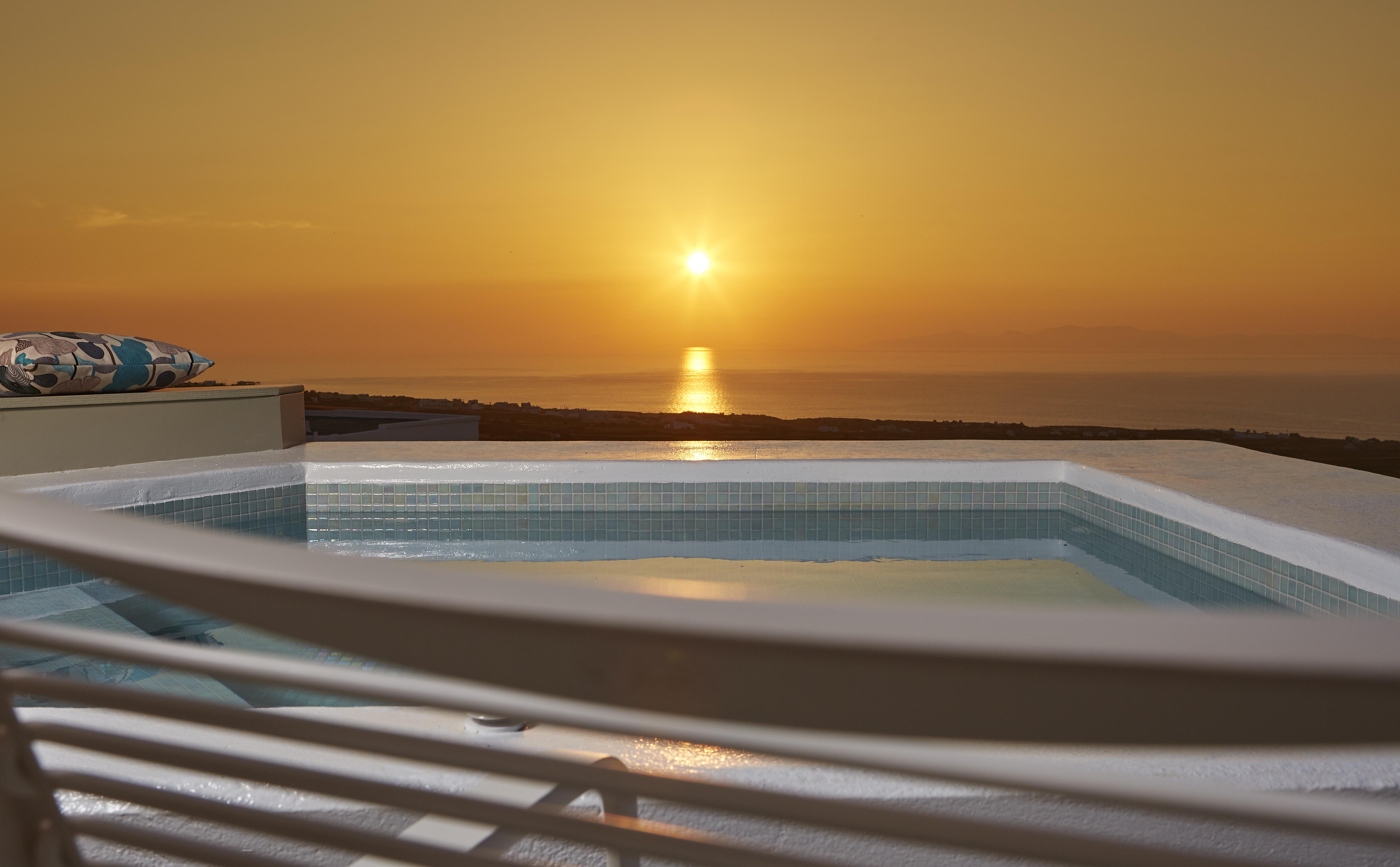 Aperanto Suites Oia Exterior foto