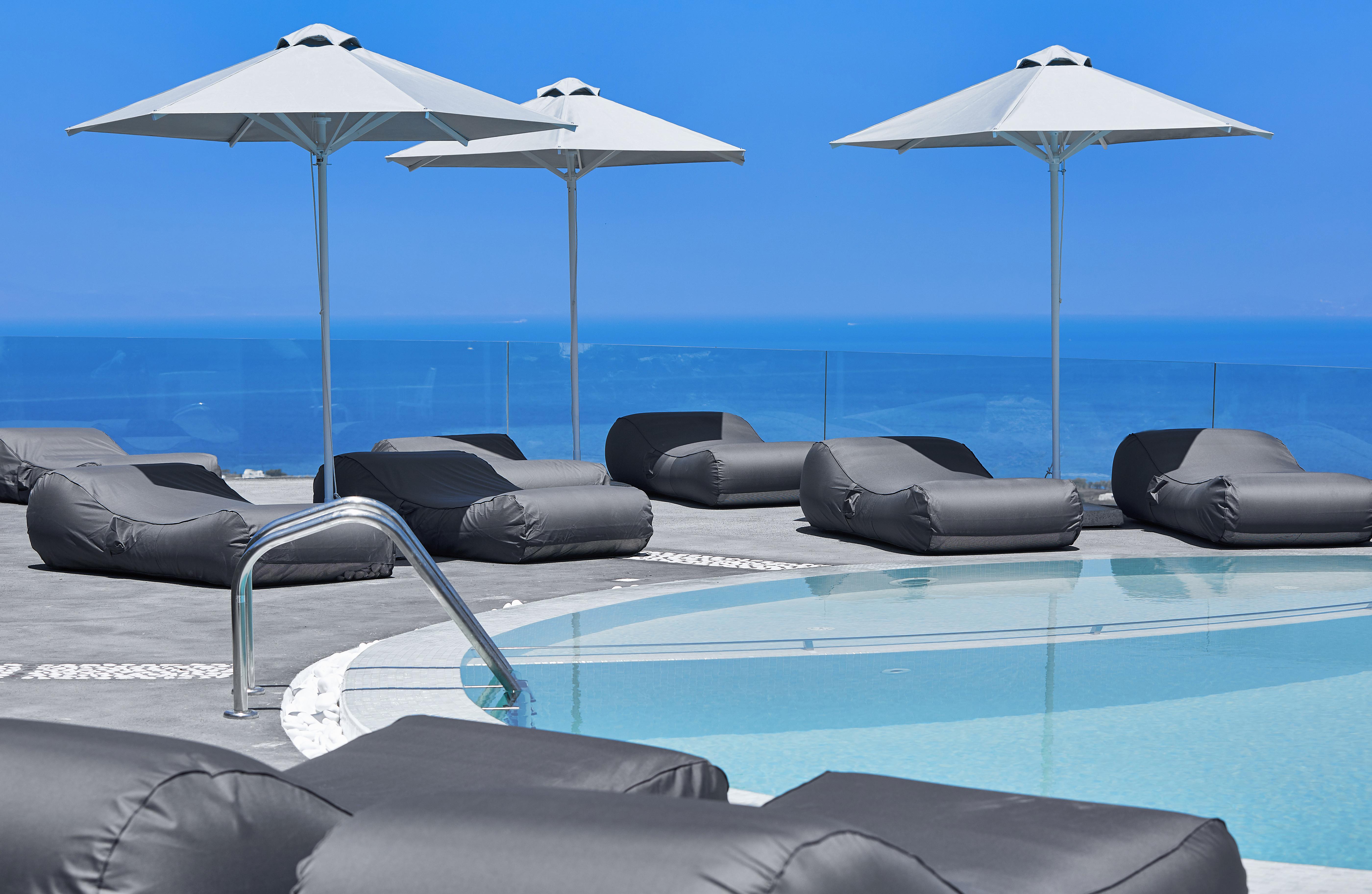 Aperanto Suites Oia Exterior foto